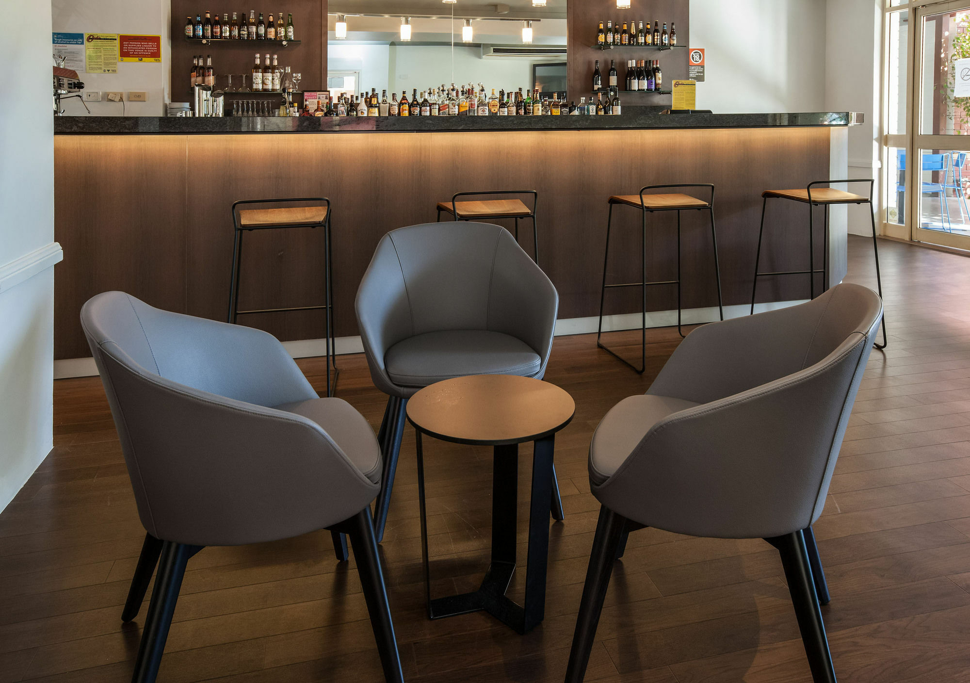 ซีเคเอส ซิดนีย์ แอร์พอร์ต โฮเต็ล Hotel Wolli Creek ภายนอก รูปภาพ